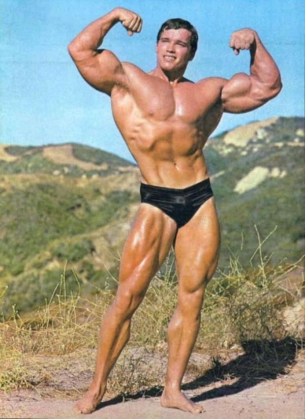 Arnold Schwarzenegger bodybuilding