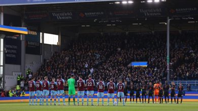 Burnley and Chelsea in a show of solidarity with Ukraine