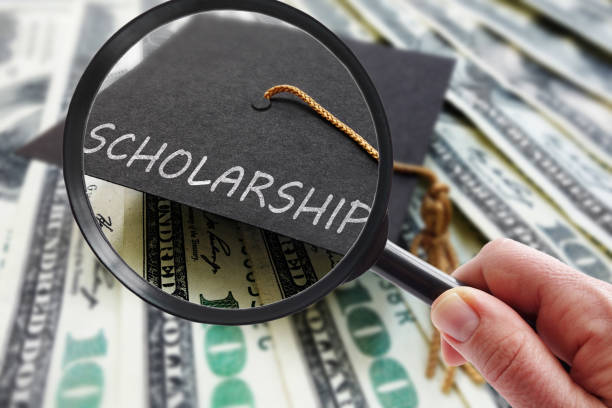 Guide to Finding Scholarship Opportunities in the Canada